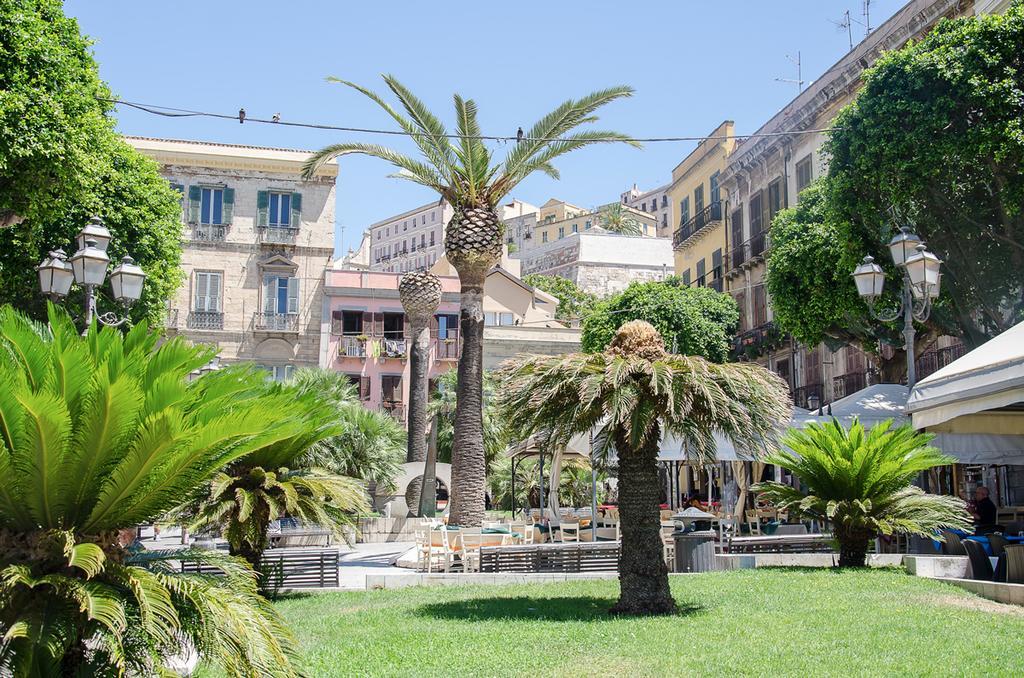 Domus Yenne Suites Cagliari Exterior foto