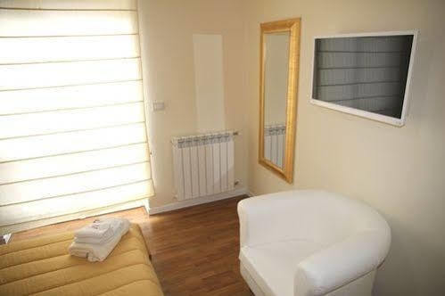 Domus Yenne Suites Cagliari Exterior foto