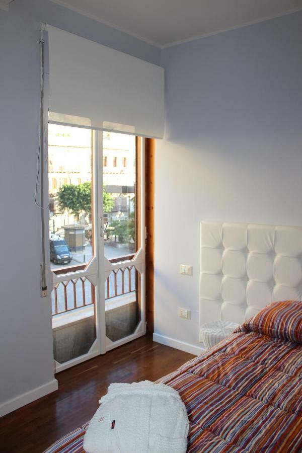 Domus Yenne Suites Cagliari Exterior foto